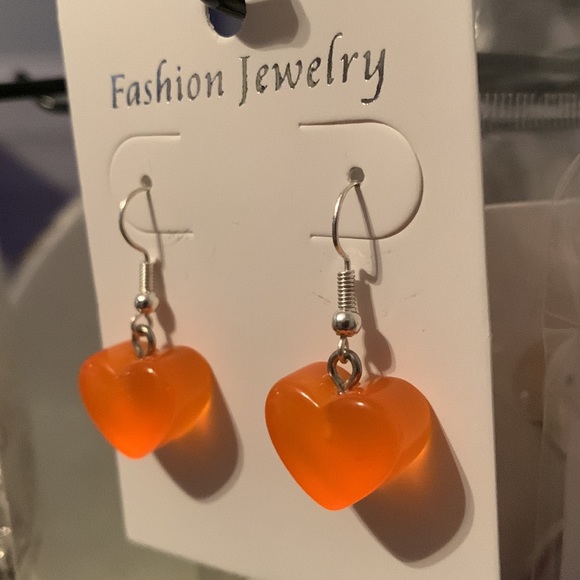 🛍️Heart Earrings🧡3for$13🛍️ - Picture 2 of 4
